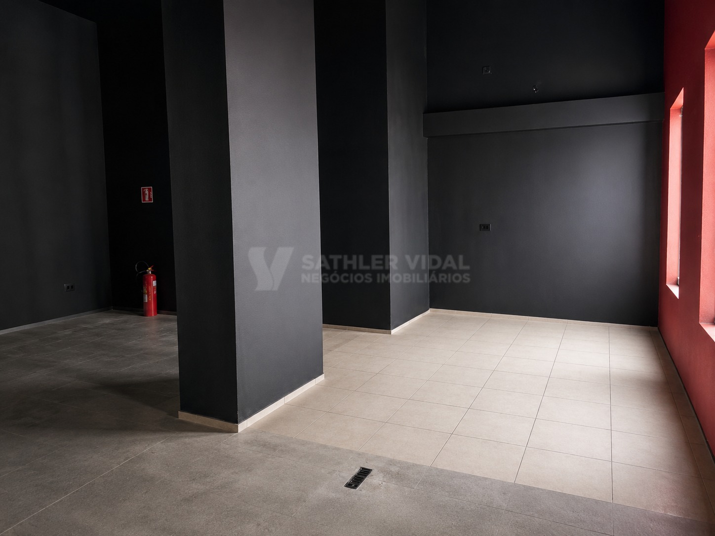 Prédio Inteiro, 555 m² - Foto 2